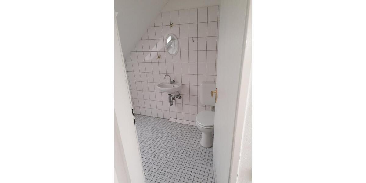 Dachgeschoßwohnung Hagen Hagen-Mitte - 4 Zimmer, 91 m&sup2;, 471&euro; | Angebot:24612528