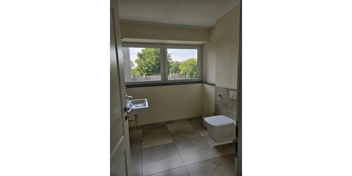 Etagenwohnung Dortmund Innenstadt West - 4 Zimmer, 144 m&sup2;, 1.800&euro; | Angebot:24224280