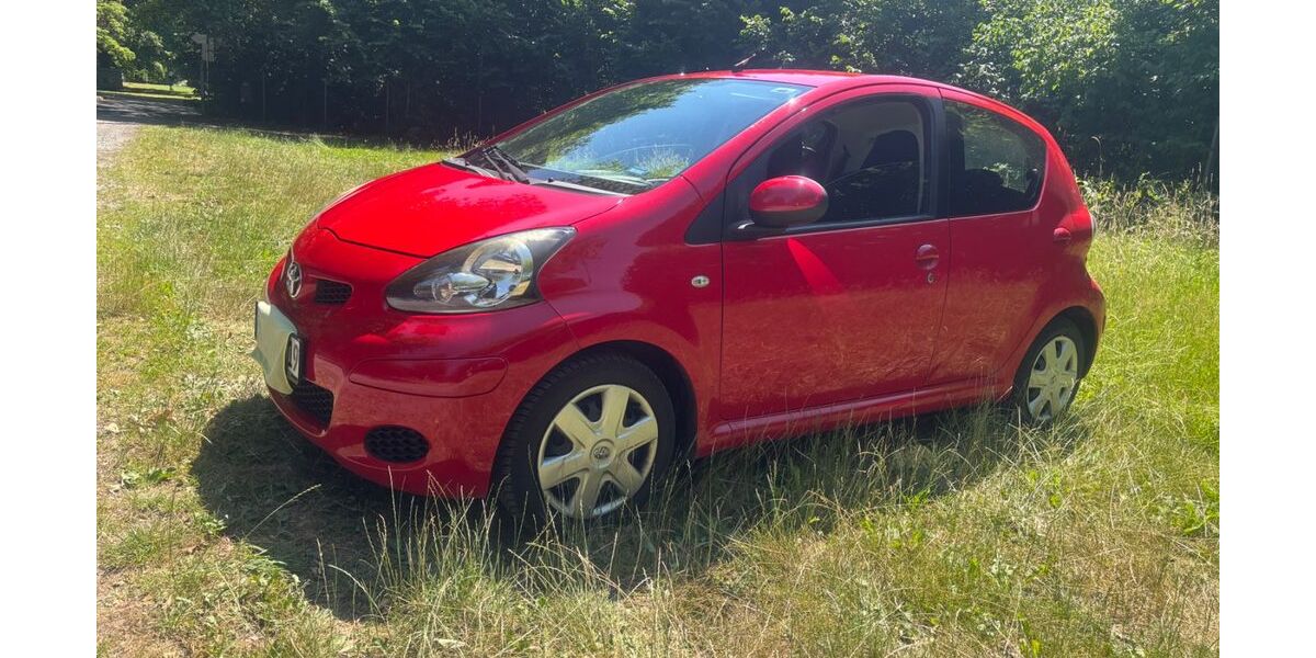 Toyota Aygo (X) 79.000 km 3.450 &euro; Dortmund 44141