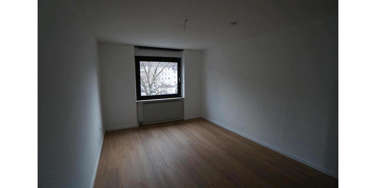 Etagenwohnung Hagen Hagen-Mitte - 5 Zimmer, 120 m&sup2;, 980&euro; | Angebot:24787046