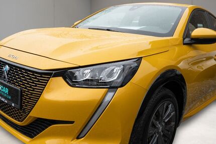 Peugeot 208 17.030 km 14.985 &euro; Dortmund 44263