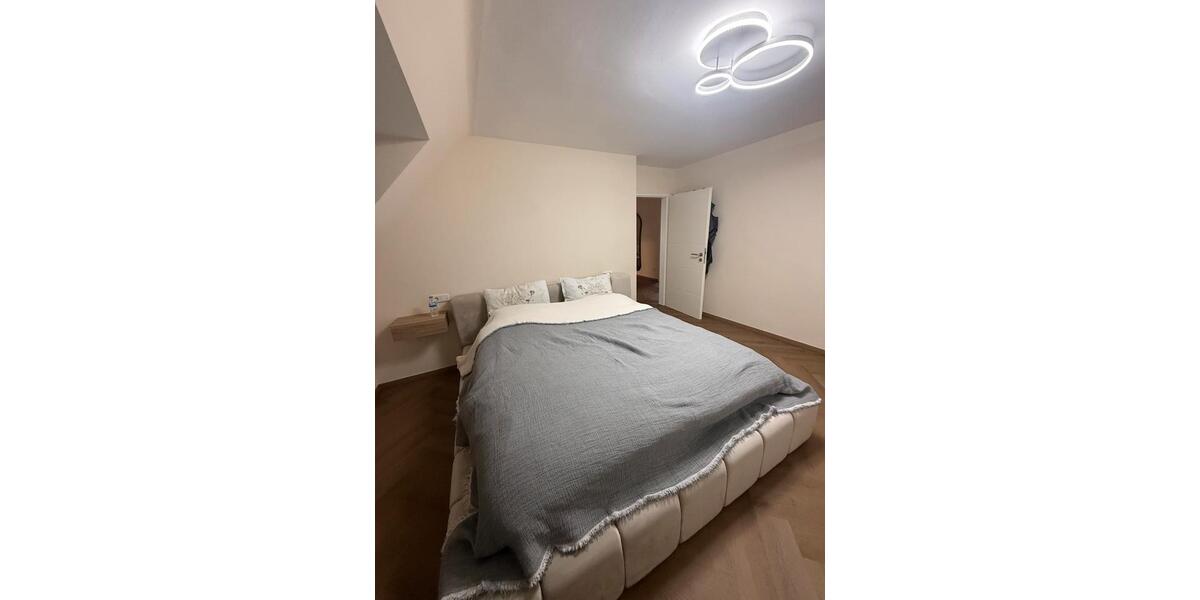Dachgeschoßwohnung Herne Baukau - 3 Zimmer, 70 m&sup2;, 850&euro; | Angebot:26415581
