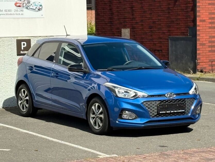 i20