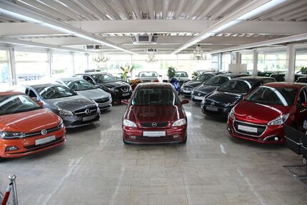 Opel Astra 140.000 km 2.490 € Essen 45356