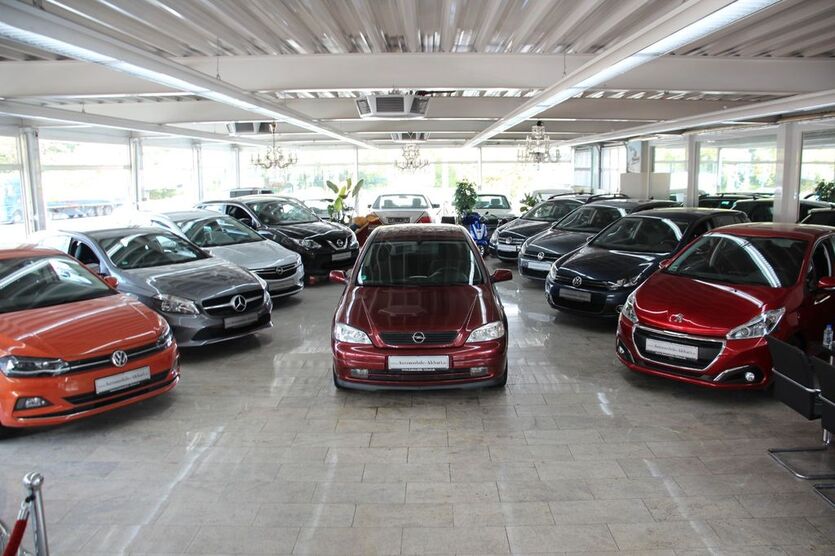 Opel Astra 140.000 km 2.490 € Essen 45356