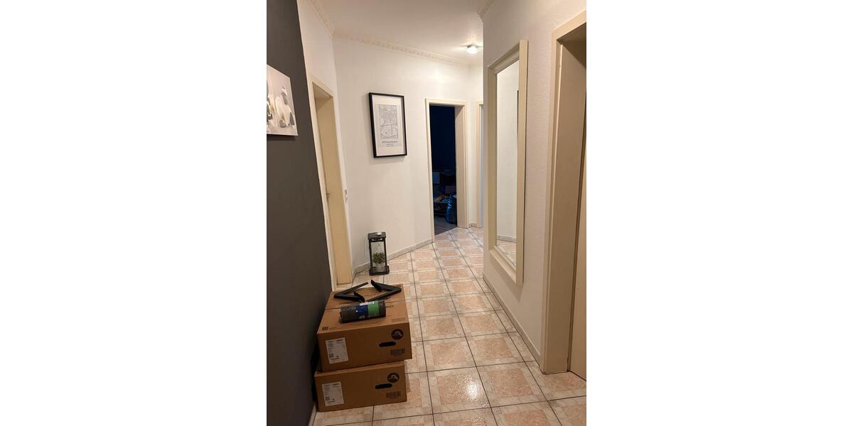 Etagenwohnung Dortmund Brackel - 4 Zimmer, 110 m&sup2;, 1.200&euro; | Angebot:24795180