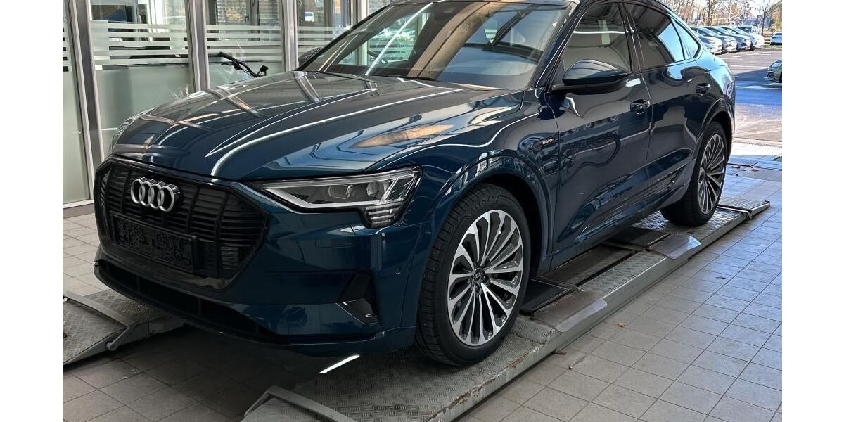 Audi e-tron 45.369 km 36.660 &euro; Hagen 58091