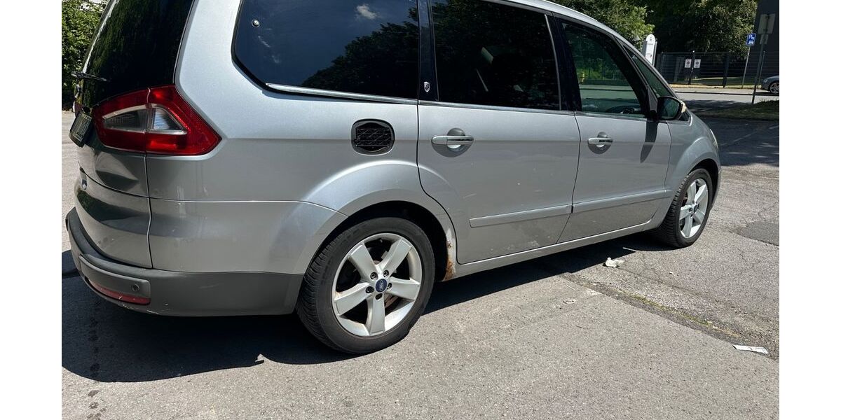 Ford Galaxy 296.000 km 3.000 &euro; Dortmund 44145