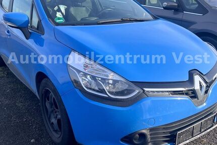 Renault Clio 49.800 km 6.890 &euro; Recklinghausen 45657