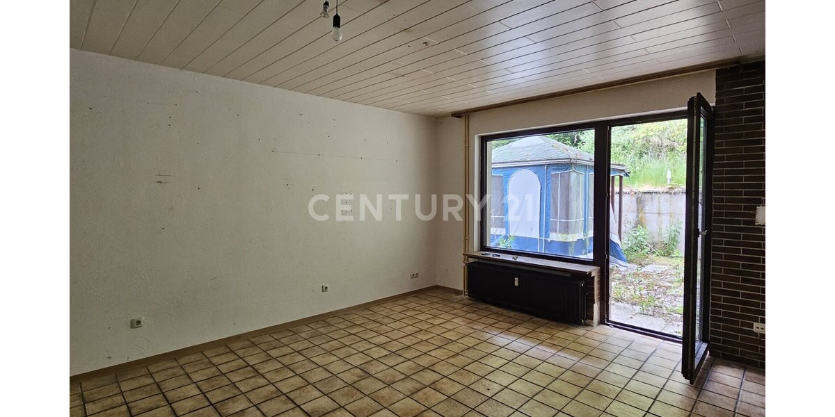 Attraktive Kapitalanlage mit Potenzial: Mehrfamilienhaus mit 6 Eigentumswohnungen & Garagen in Hemer - Mehrfamilienhaus, Wohnhaus Hemer | Angebot:27469088
