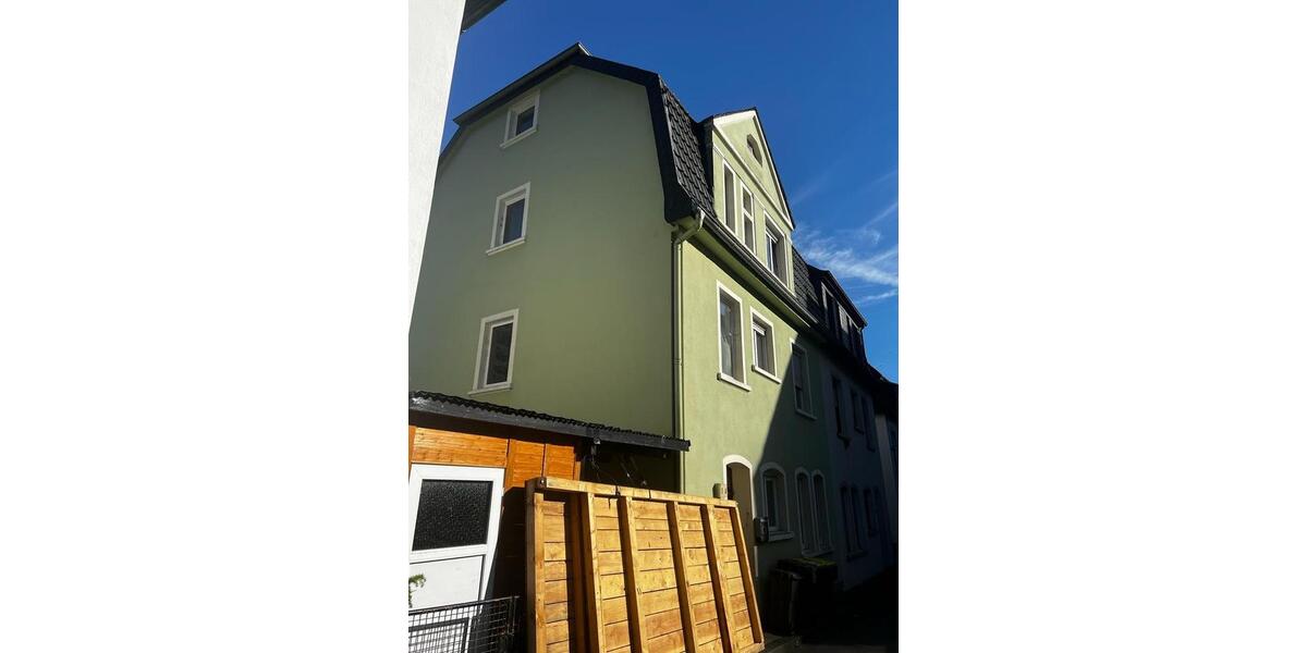 Doppelhaushälfte Altena - 9 Zimmer, 170 m&sup2;, 154.000&euro; | Angebot:26998917