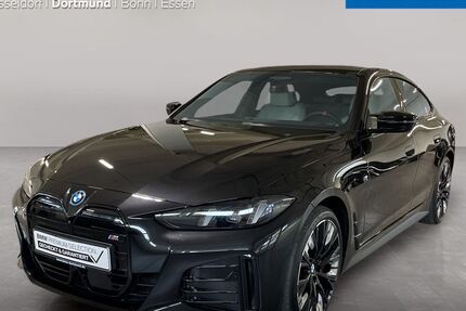 BMW i4 3.992 km 63.899 &euro; Dortmund 44263