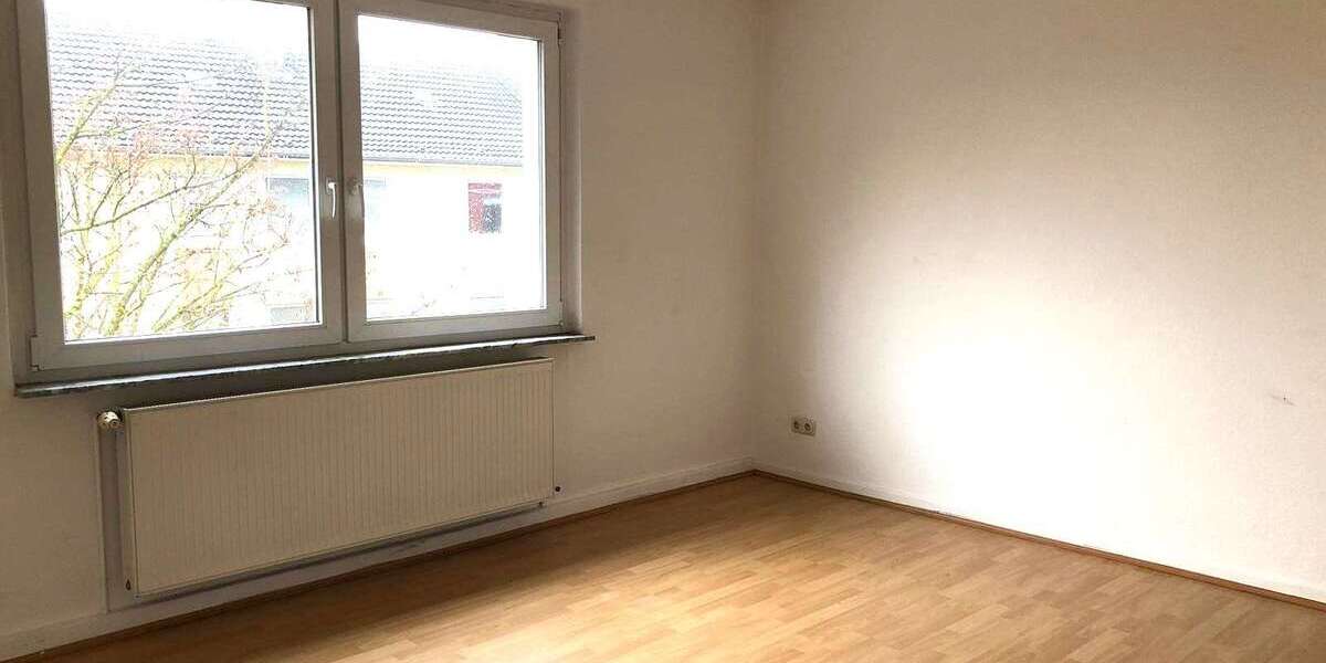Etagenwohnung Holzwickede - 2.5 Zimmer, 69 m&sup2;, 590&euro; | Angebot:24694051