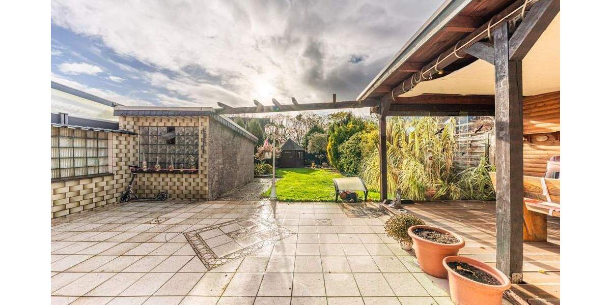 Reihenmittelhaus Dortmund Scharnhorst - 3 Zimmer, 124 m&sup2;, 299.000&euro; | Angebot:25738482