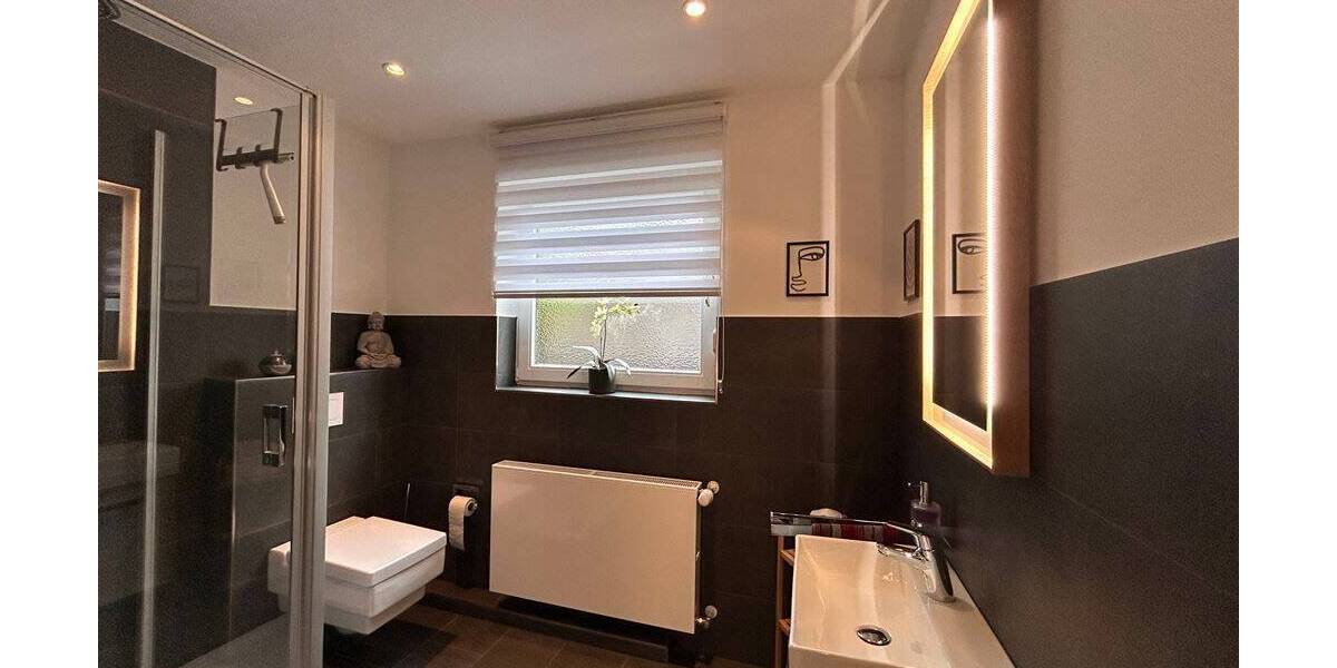 Doppelhaushälfte Gelsenkirchen Ückendorf - 5 Zimmer, 128 m&sup2;, 450.000&euro; | Angebot:26554637