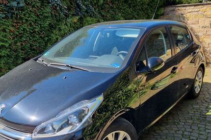 Peugeot 208 38.000 km 12.000 &euro; Unna 59425
