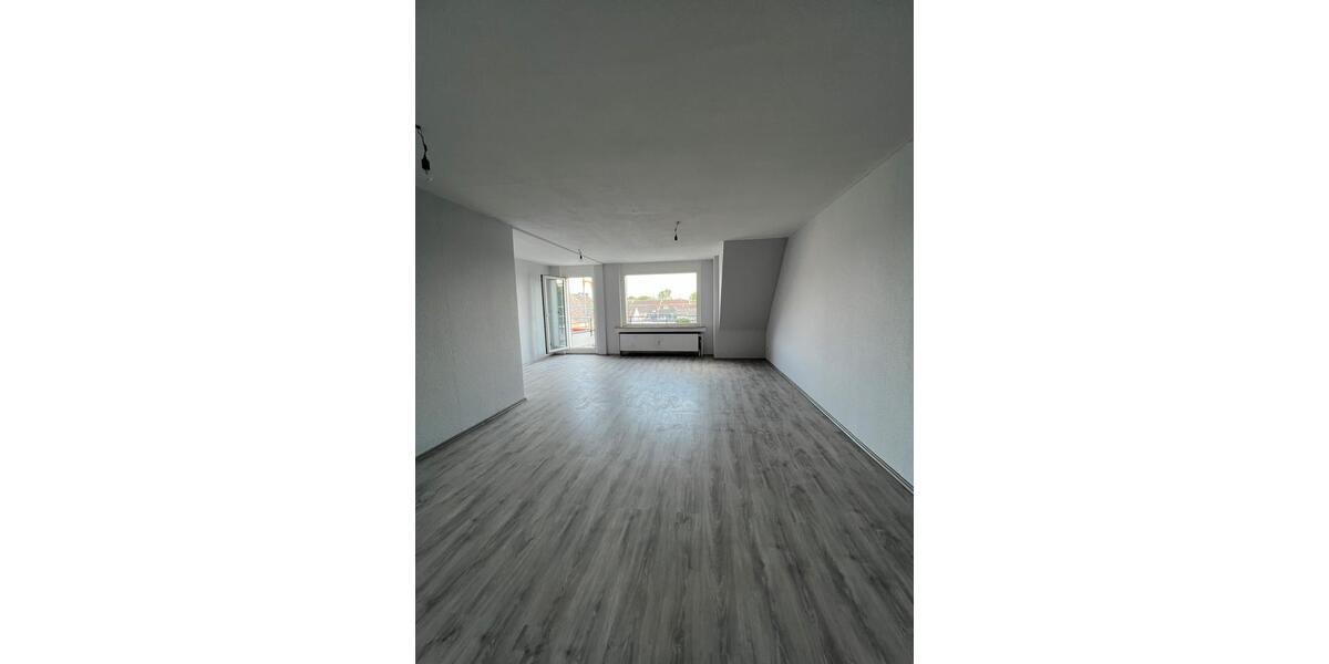 Dachgeschoßwohnung Gelsenkirchen Erle - 4 Zimmer, 108 m&sup2;, 780&euro; | Angebot:26122536