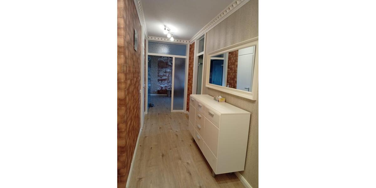 Etagenwohnung Bochum - 3 Zimmer, 78 m&sup2;, 125.000&euro; | Angebot:27200053