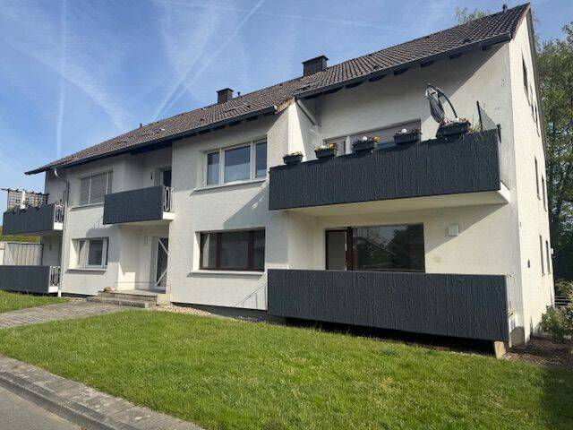 Etagenwohnung Lünen Beckinghausen - 3 Zimmer, 116 m&sup2;, 1.000&euro; | Angebot:26584235