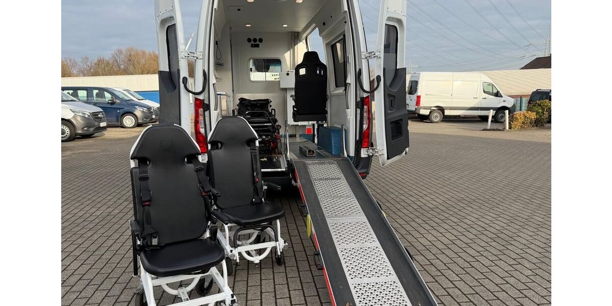 Mercedes-Benz Sprinter 84.671 km 64.990 &euro; Witten 58454