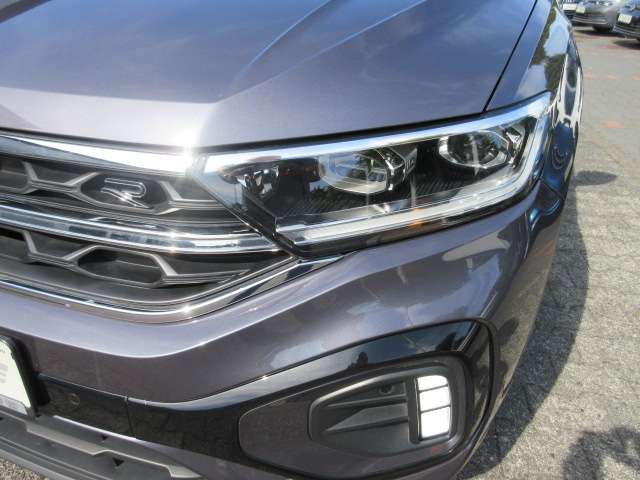 VW T-Roc Cabrio R-Line 1.5 TSI DSG NAVI KAMERA KEYLES 43.835 km 28.988 &euro; Bergkamen 59192