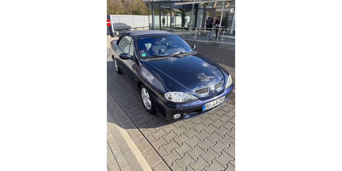 Renault Megane 132.000 km 2.350 &euro; Bochum 44797