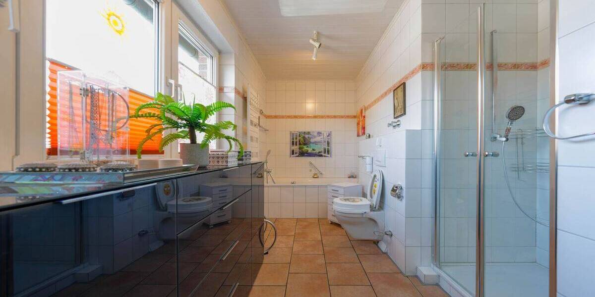 Mehrfamilienhaus, Wohnhaus Nordkirchen Südkirchen - 9 Zimmer, 327 m&sup2;, 698.000&euro; | Angebot:22705239