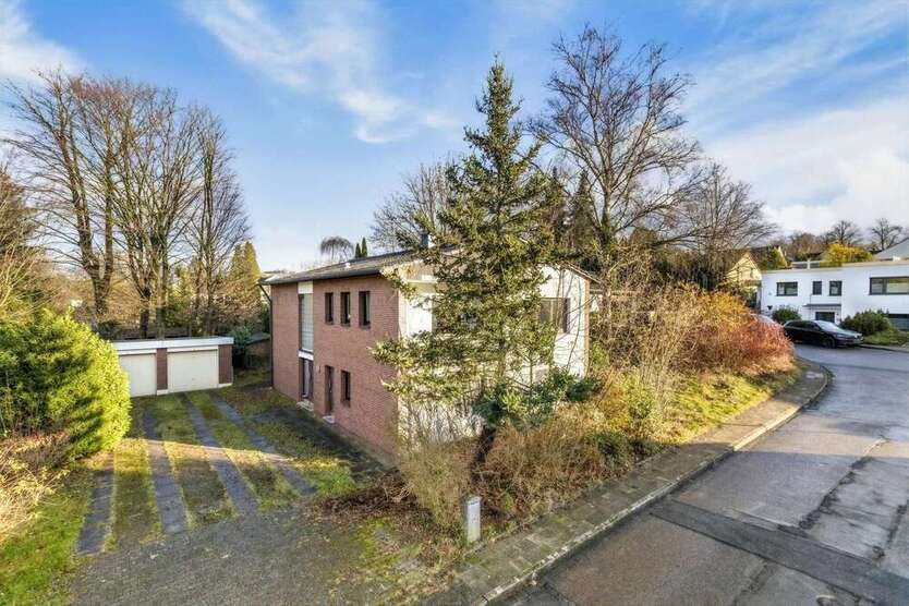 Haus zum Kaufen in Bochum 650.000 € 269 m²