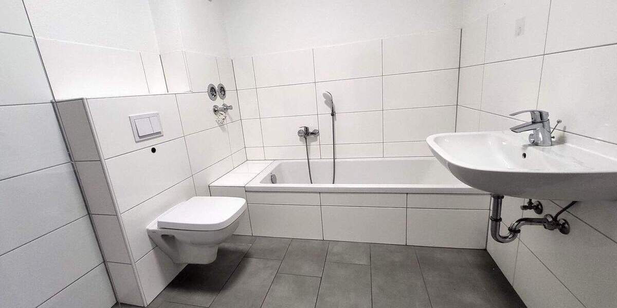 Etagenwohnung Hemer - 2 Zimmer, 83 m&sup2;, 995&euro; | Angebot:24775503