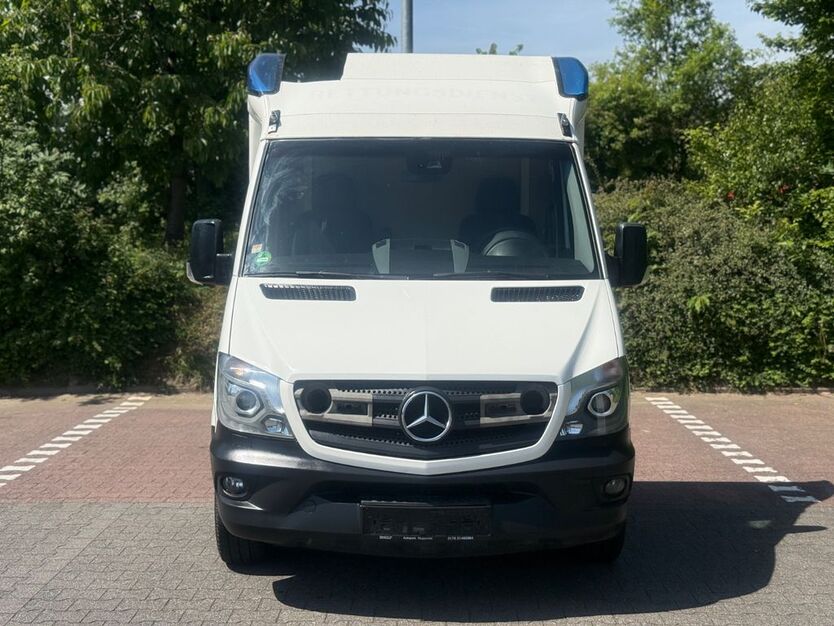 Mercedes-Benz Sprinter 284.000 km 9.999 € Wuppertal 42283