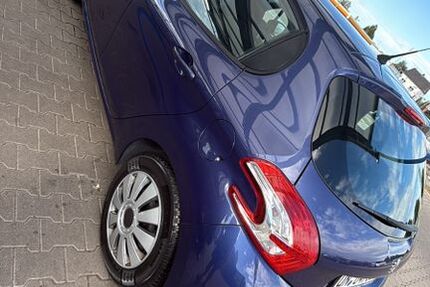 Peugeot 208 50.000 km 5.990 &euro; Bergkamen 59192