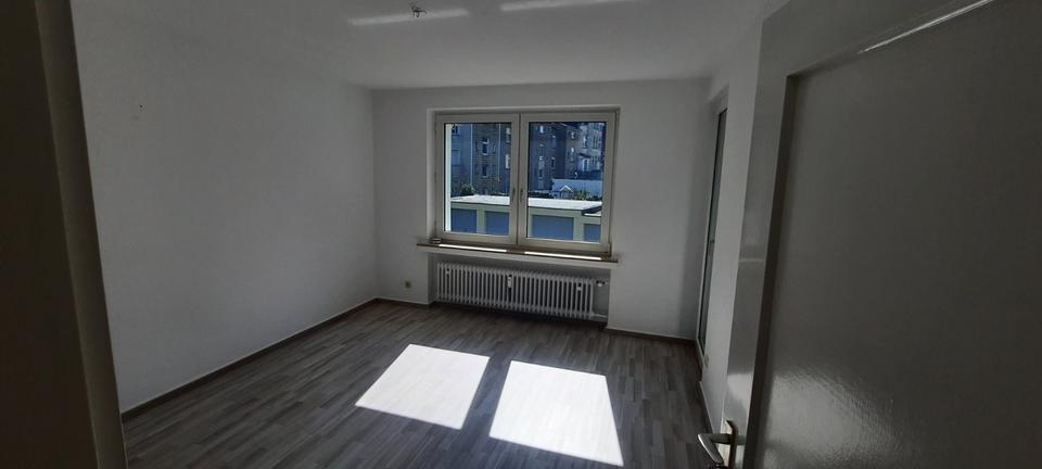 Etagenwohnung Hattingen - 3.5 Zimmer, 78 m&sup2;, 720&euro; | Angebot:25934358