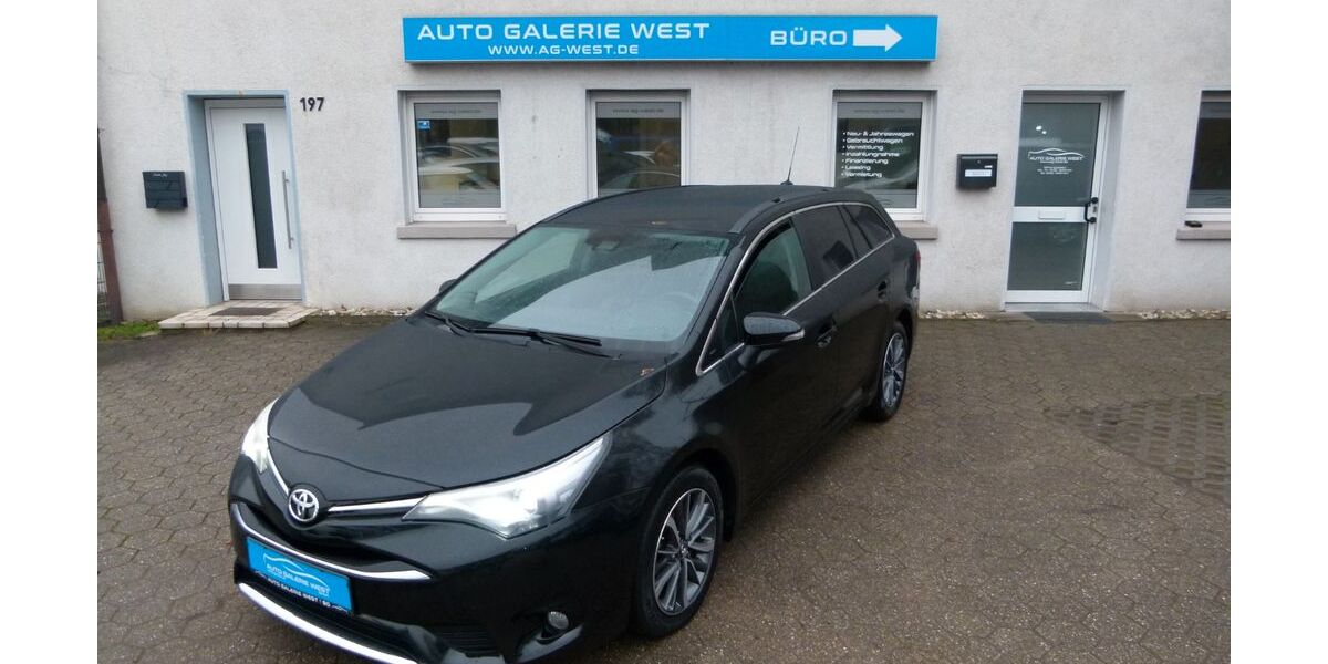 Toyota Avensis 133.445 km 10.290 &euro; Bochum 44809