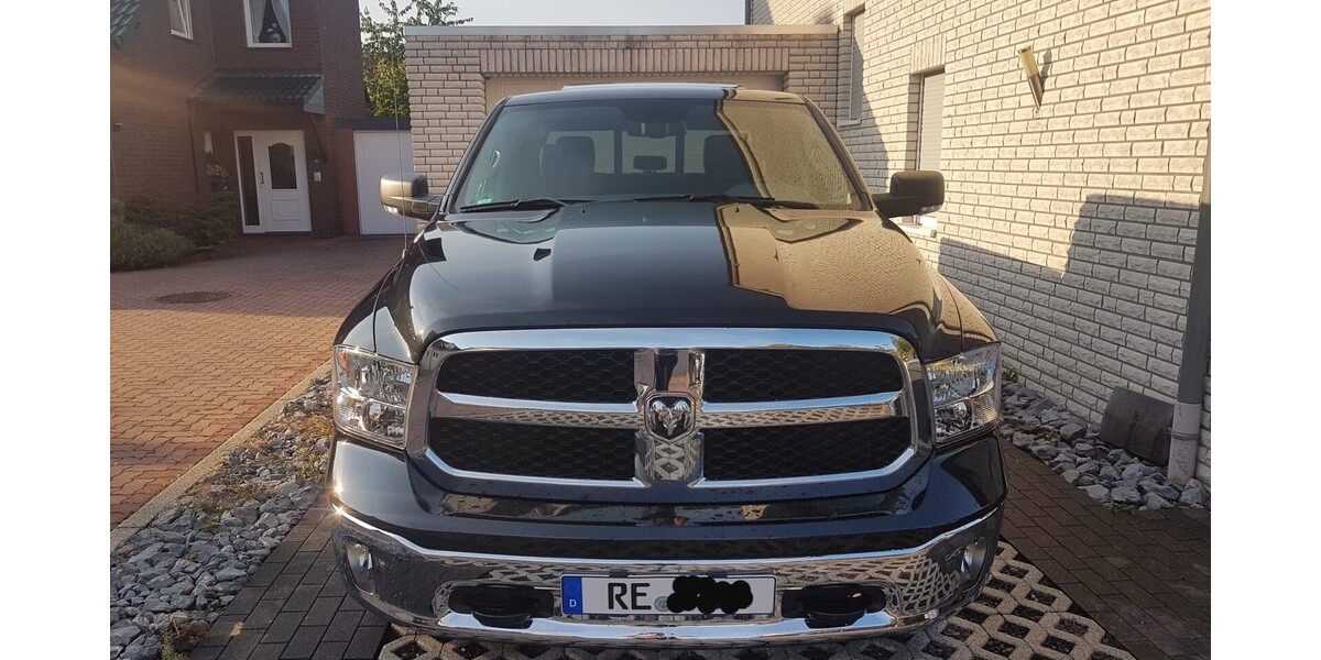 Dodge Ram 2500 Crew Cab Pick-up 44.000 km 42.500 &euro; Castrop-Rauxel 44575