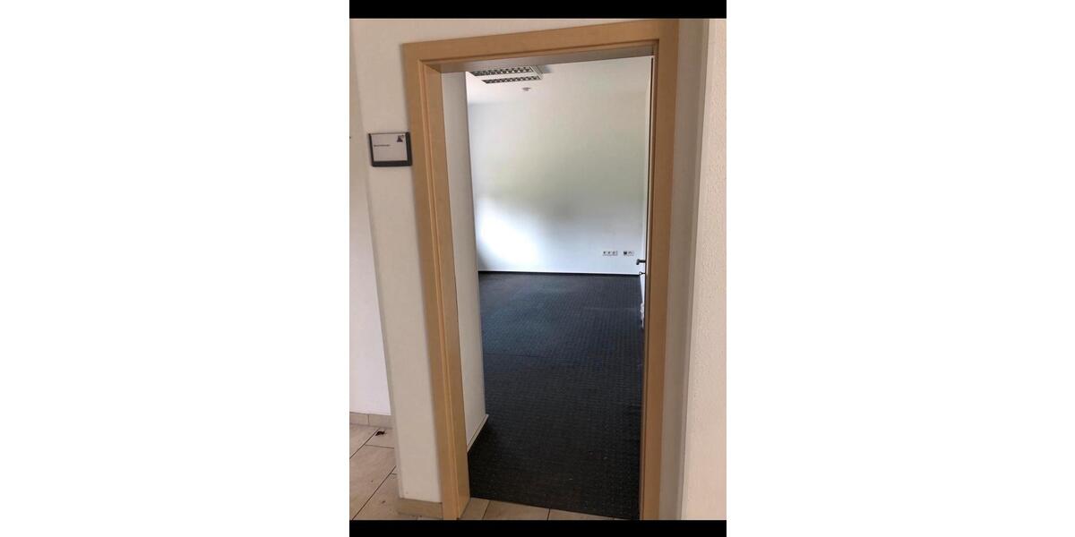 Haus zum gewerblichen Nutzung zu vermieten 7 zimmer