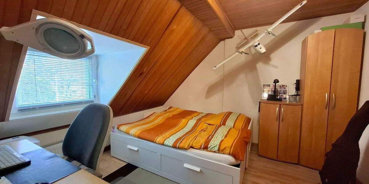 Reihenmittelhaus Bochum Weitmar - 5 Zimmer, 115 m&sup2;, 430.000&euro; | Angebot:24436899