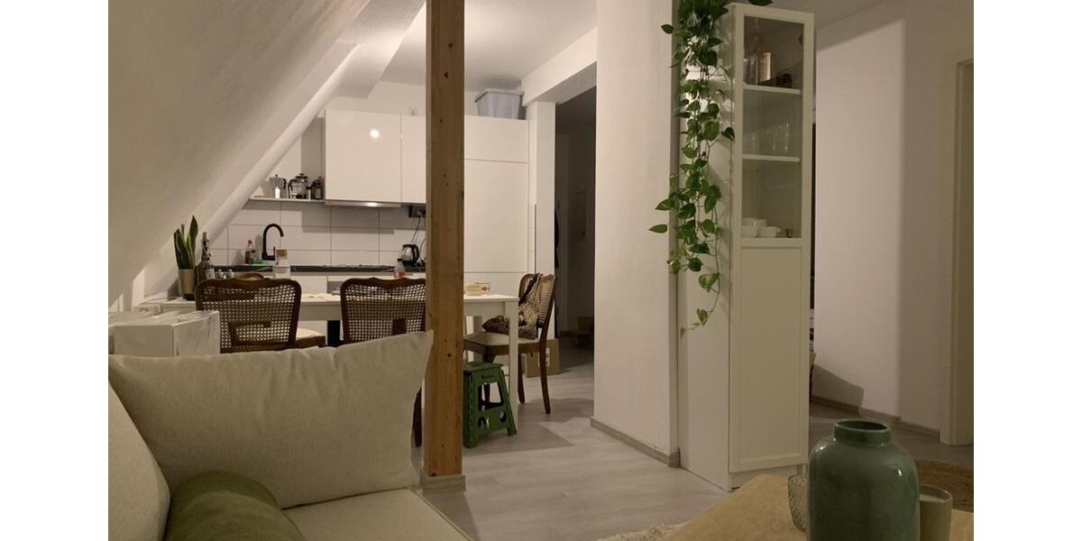 Dachgeschoßwohnung Lünen Brambauer - 2.5 Zimmer, 49 m&sup2;, 453&euro; | Angebot:24843589
