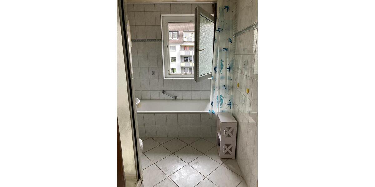 Etagenwohnung Dortmund Hombruch - 3 Zimmer, 72 m&sup2;, 900&euro; | Angebot:25027004