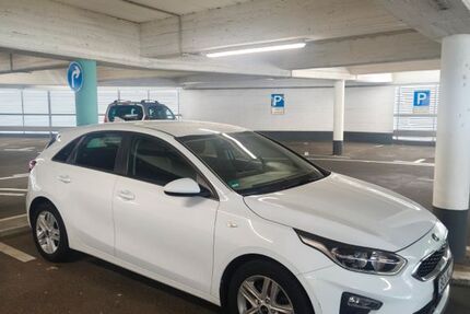 Kia ceed / Ceed 74.000 km 13.200 &euro; Bochum 44807