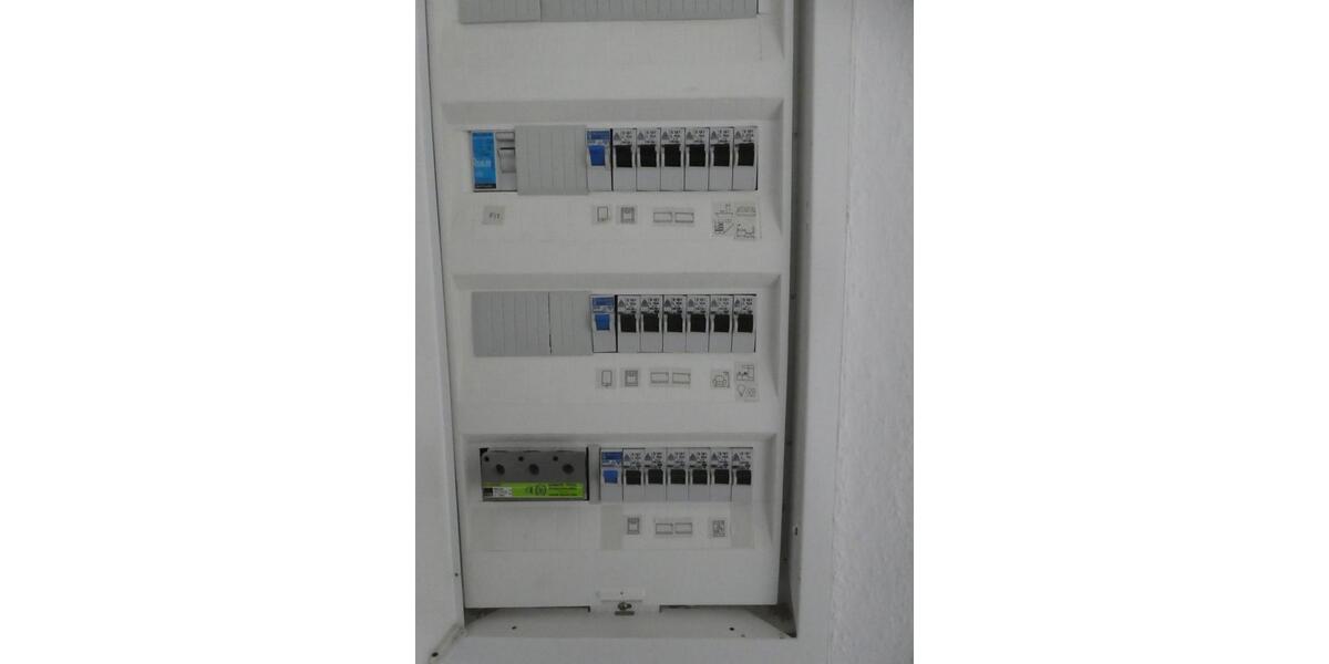 Dachgeschoßwohnung Dortmund Innenstadt Ost - 2.5 Zimmer, 71 m&sup2;, 199.000&euro; | Angebot:27190354