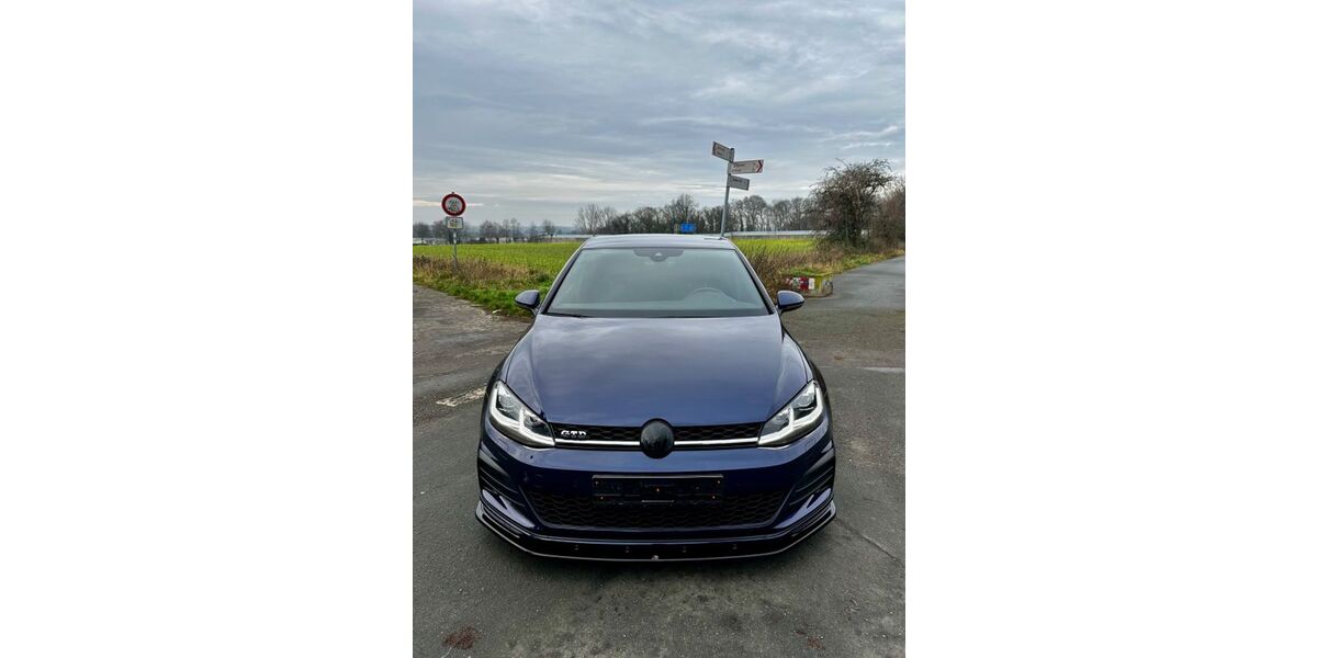 VW Golf 127.000 km 16.900 &euro; Kamen 59174