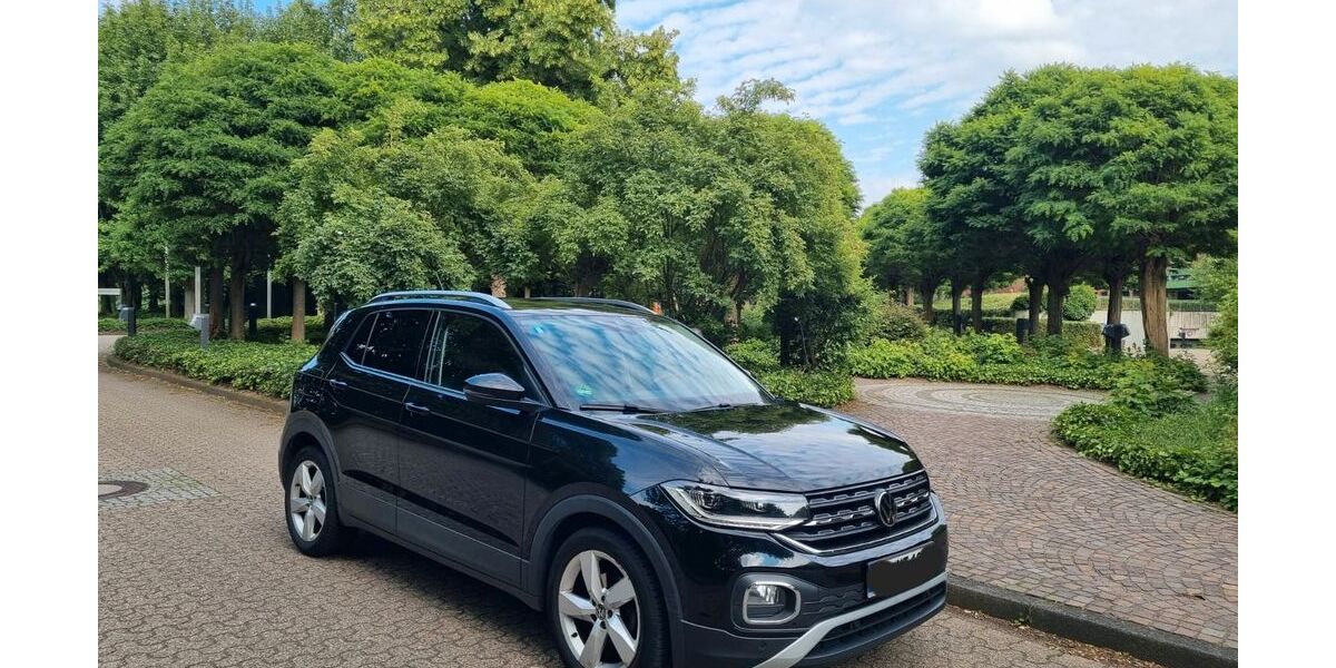 VW T-Cross 122.000 km 15.800 &euro; Gelsenkirchen 45894