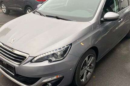 Peugeot 308 82.000 km 9.950 € Hamm, Westf 59065