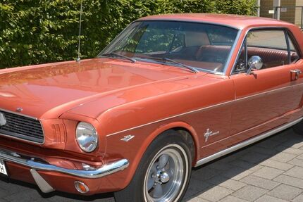 Ford Mustang 122.571 km 29.966 € Hamm 59065