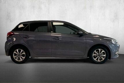 Hyundai i20 81.000 km 8.900 &euro; Bochum 44801