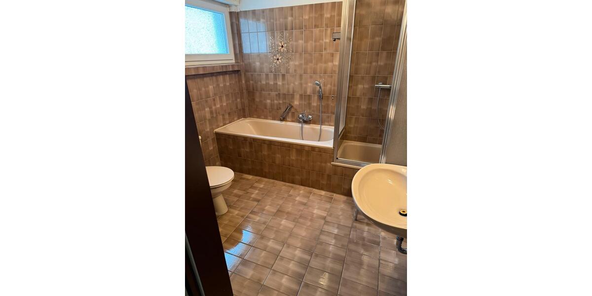 Etagenwohnung Iserlohn Grüne - 3 Zimmer, 81 m&sup2;, 210.000&euro; | Angebot:24679542