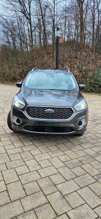Ford Kuga 85.000 km 19.550 € Hamm 59067
