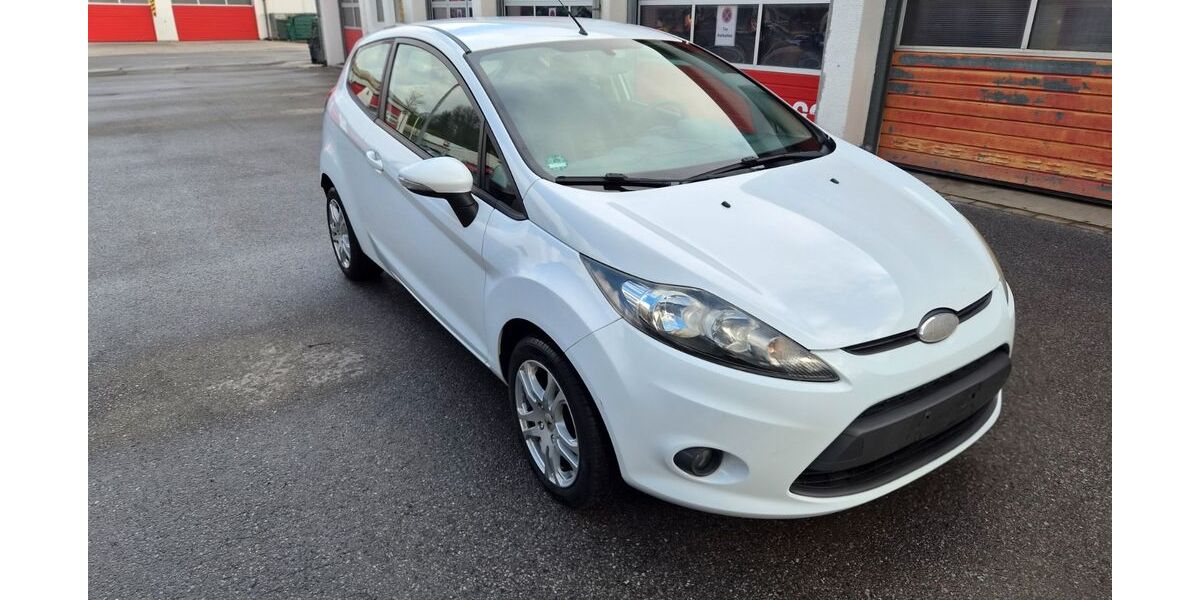 Ford Fiesta 192.622 km 2.450 &euro; Menden 58710