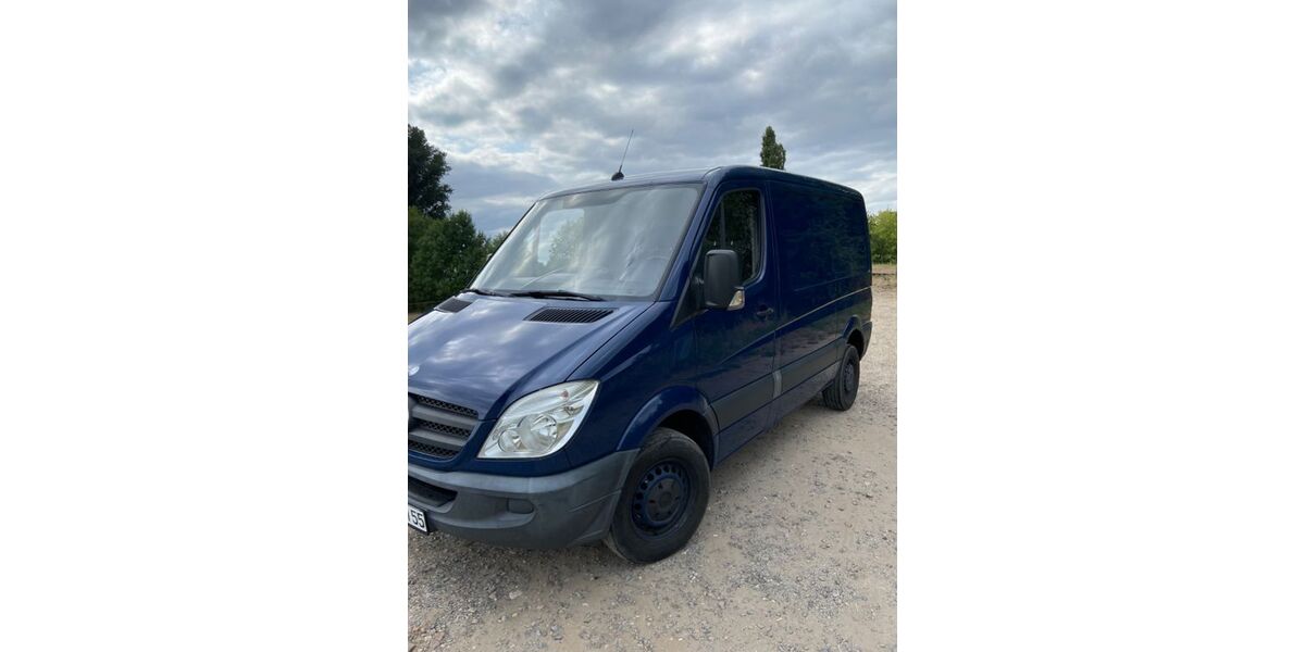 Mercedes-Benz Sprinter 247.000 km 7.900 &euro; Dortmund 44309