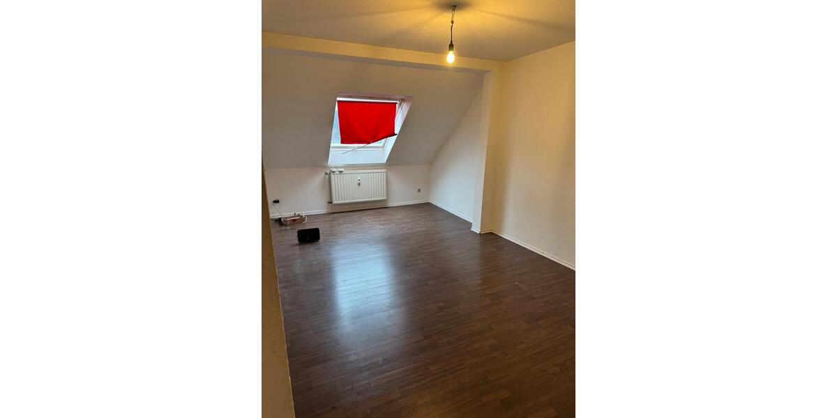 Dachgeschoßwohnung Bochum Wiemelhausen - 1 Zimmer, 20 m&sup2;, 435&euro; | Angebot:25591832